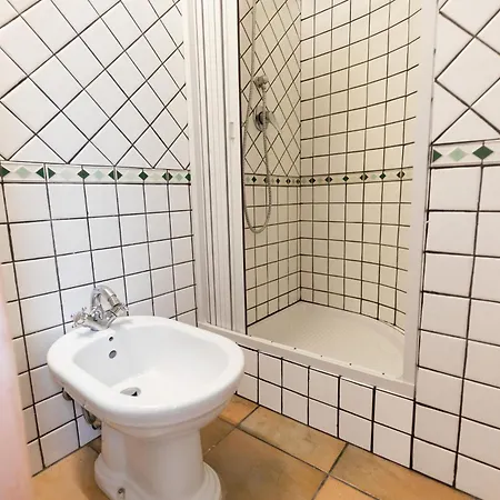 招待所 Milla E Willy 3*